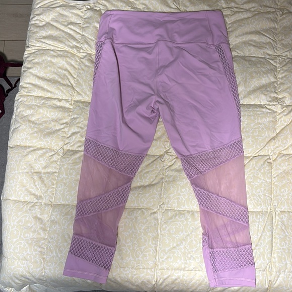 Knockout Leggings from Victoria Secret, XL - Picture 2 of 3
